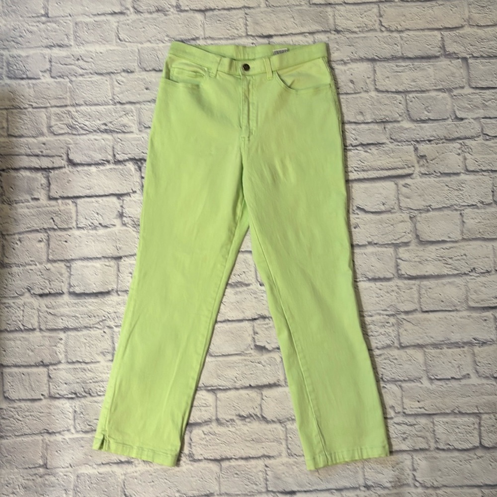 White Stag Apple Green Cropped Denim Stretch Jeans - Size 6 Average
